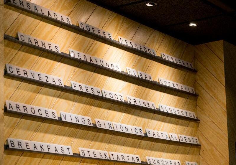 هتل Rooms Ciencias