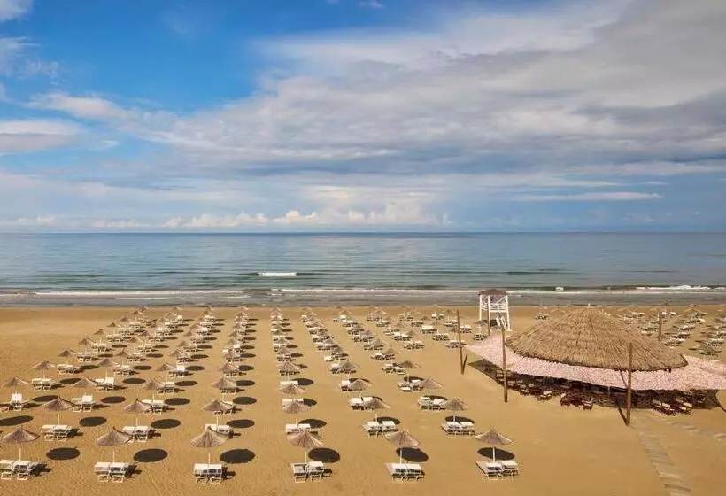 호텔 Sol Tropikal Durres