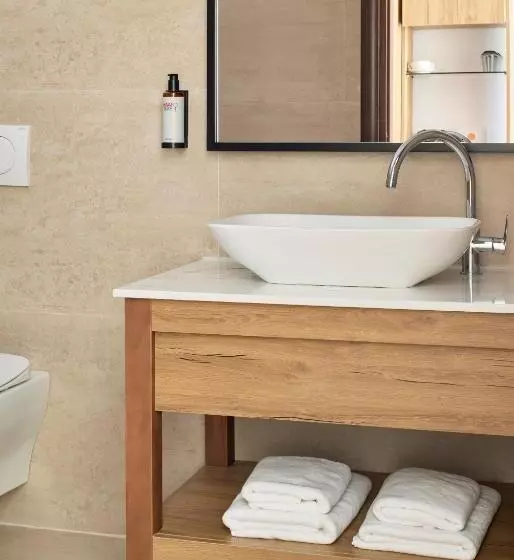 호텔 Sol Tropikal Durres