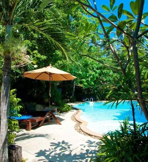 Hotelli Sunrise Tropical Resort