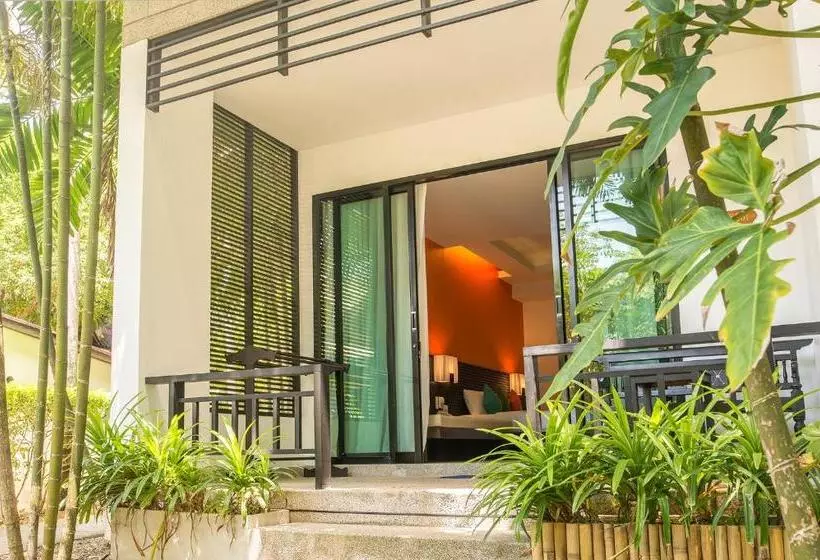 Hotelli Sunrise Tropical Resort