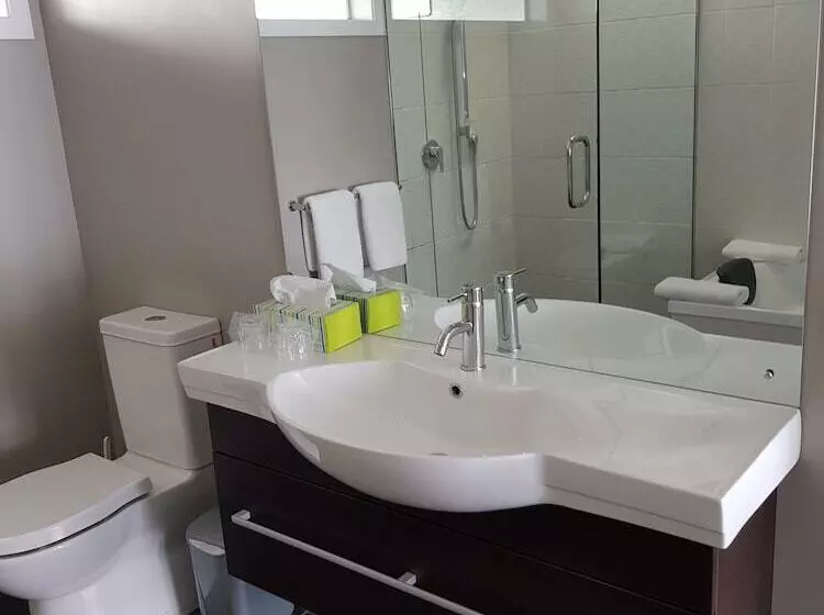 ホテル The Avenue