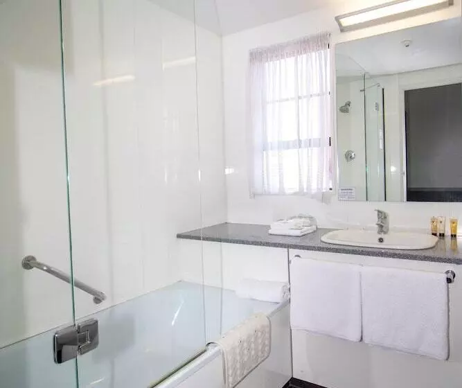 ホテル The Avenue