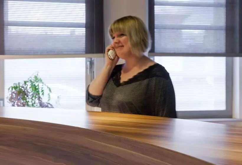 هتل The Originals City, Hôtel Colmar Gare