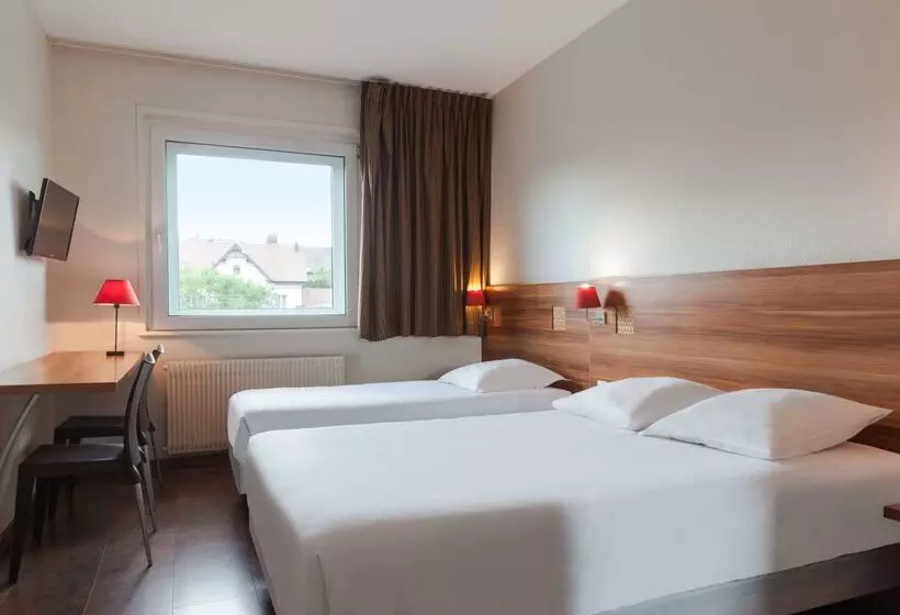 هتل The Originals City, Hôtel Colmar Gare