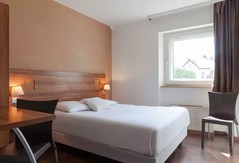 هتل The Originals City, Hôtel Colmar Gare