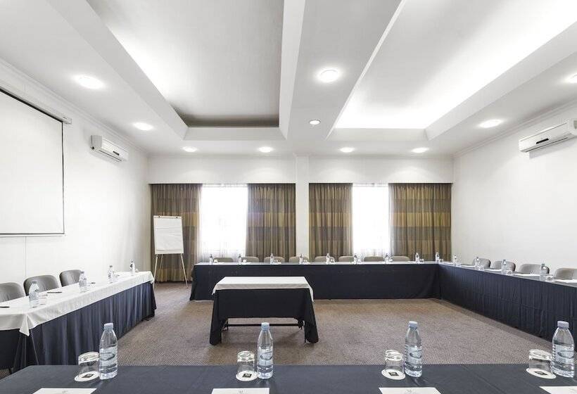 فندق Tivoli Maputo