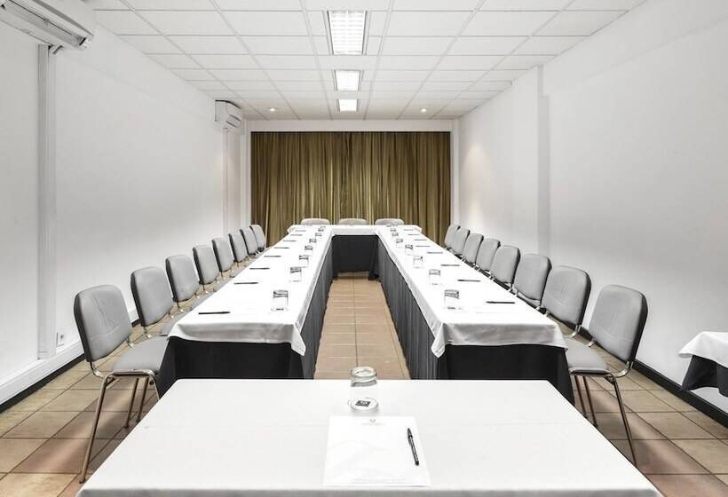 فندق Tivoli Maputo