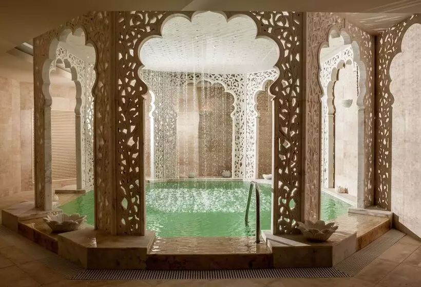 هتل Vanagupe Spa Resort