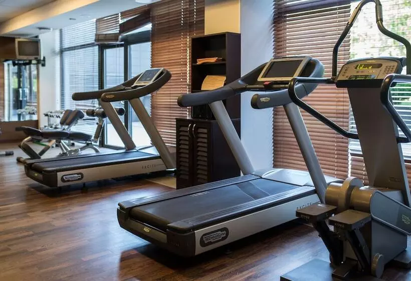 هتل Vanagupe Spa Resort