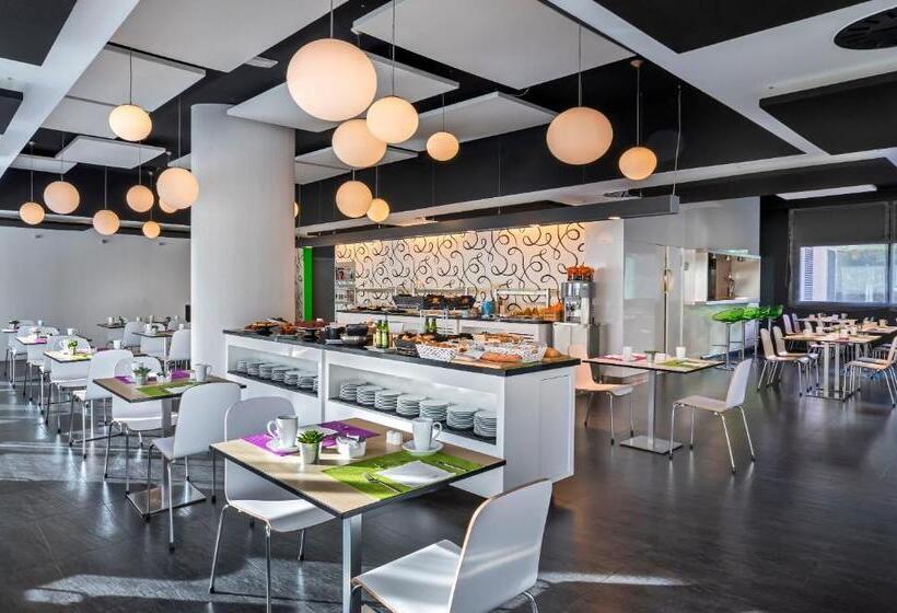 בית מלון כפרי Zentral Castellana Norte