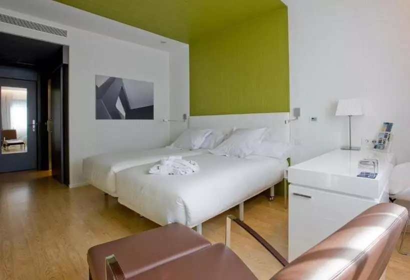 هتل Zentral Castellana Norte