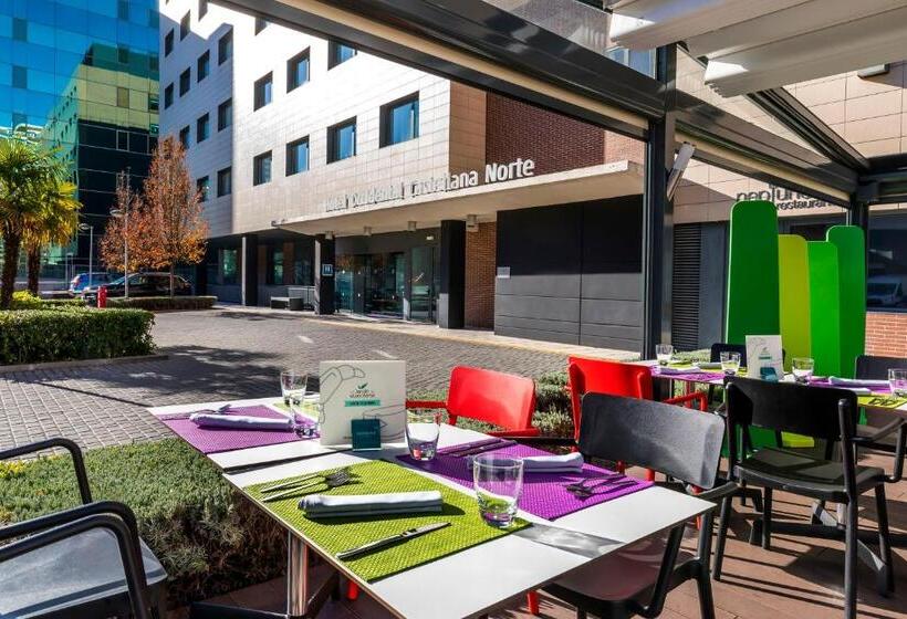 בית מלון כפרי Zentral Castellana Norte