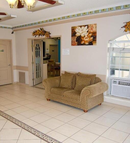 モーテル Texas Inn And Suites City Center At University Dr