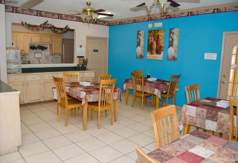 モーテル Texas Inn And Suites City Center At University Dr