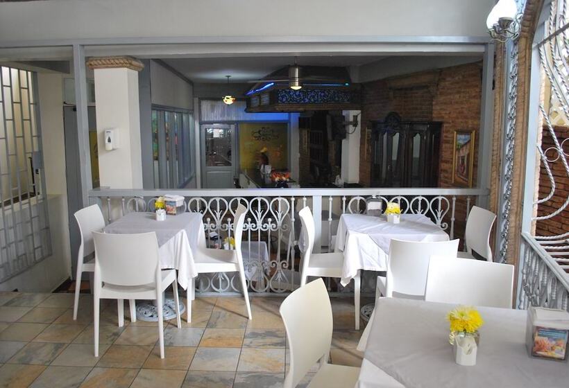 Platino Hotel & Casino