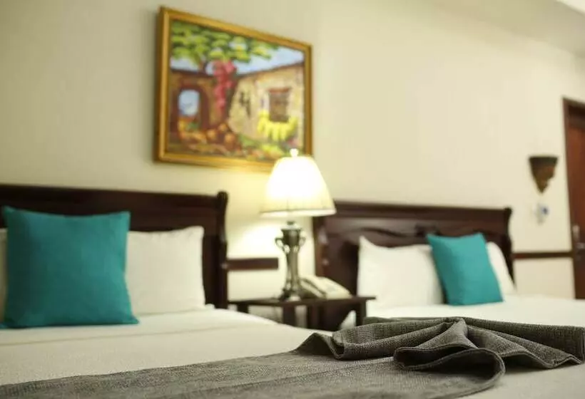 Platino Hotel & Casino