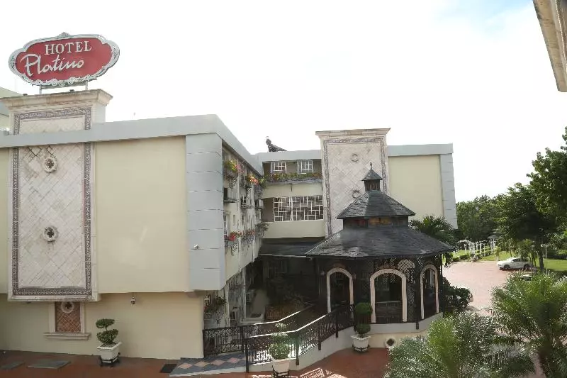 Platino Hotel & Casino