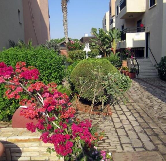 Senator Hotel Apartments   Adults Only