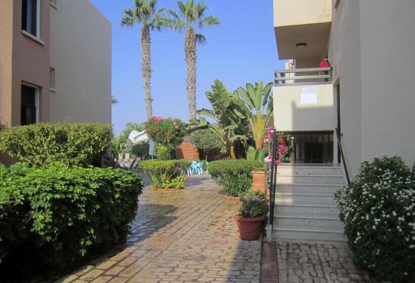 Senator Hotel Apartments   Adults Only