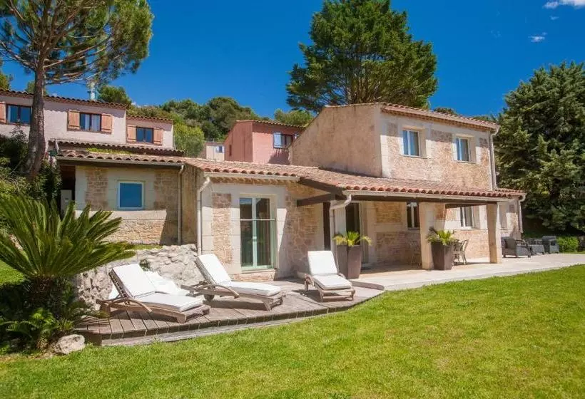 Domaine Du Mont Leuze