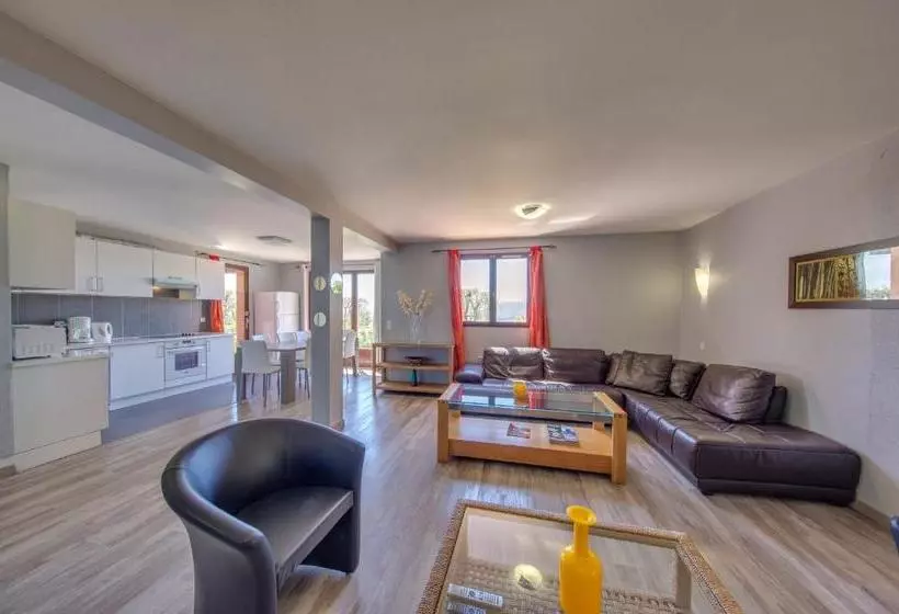 Domaine Du Mont Leuze