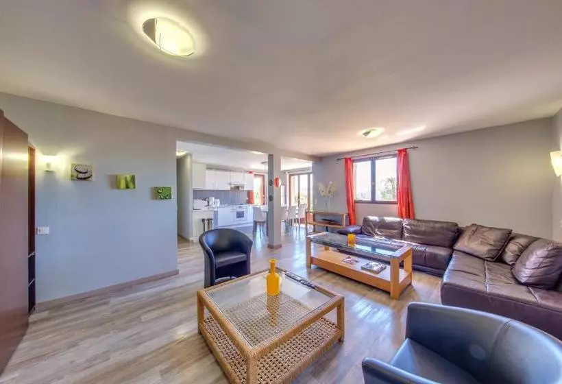 Domaine Du Mont Leuze