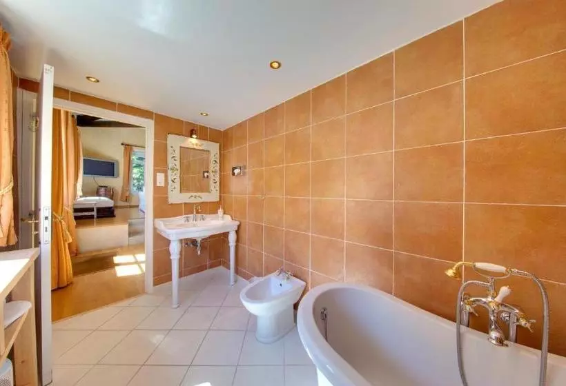 Domaine Du Mont Leuze