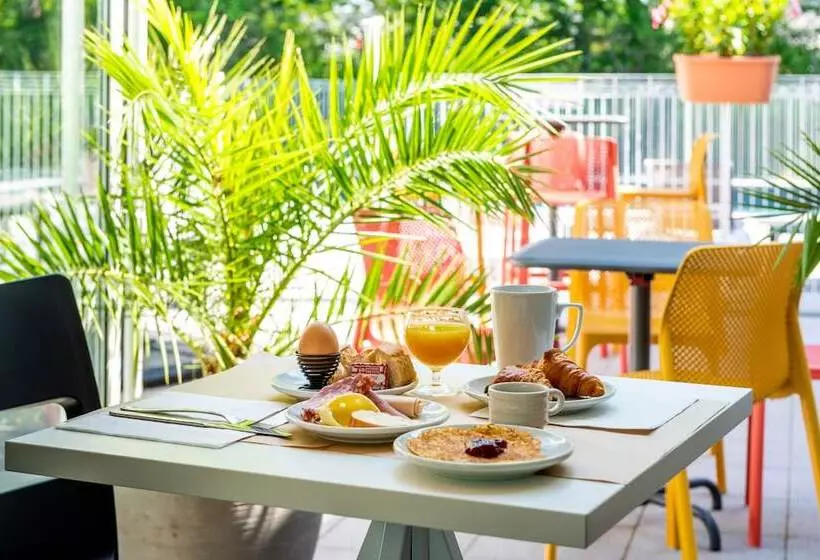 Comfort Aparthotel Nantes La Beaujoire