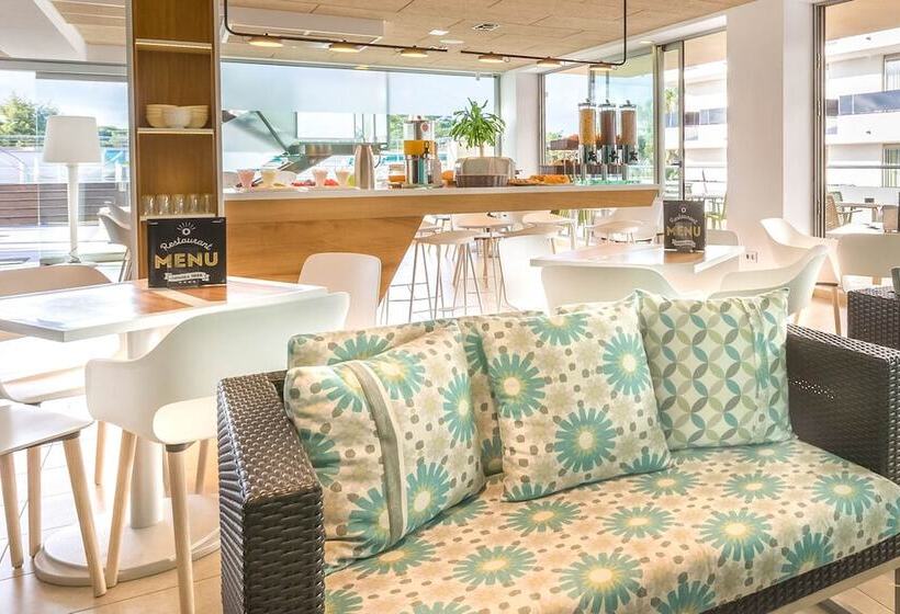 Aparthotel Odissea Park