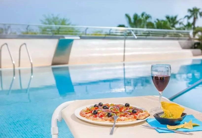 Aparthotel Odissea Park