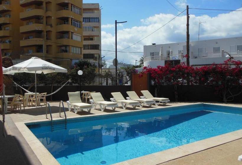 Apartamentos Es Cantó