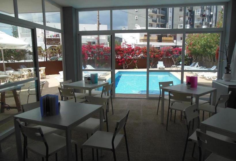 Apartamentos Es Cantó