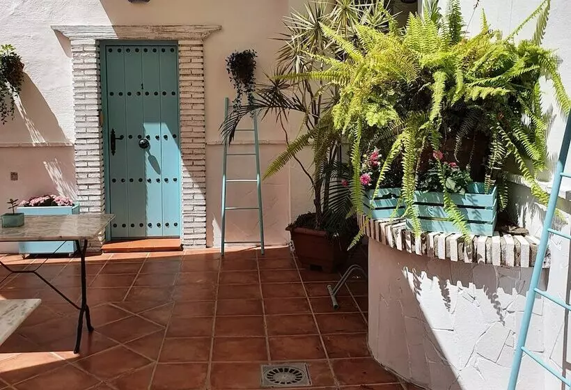 Hostal El Nogal Home