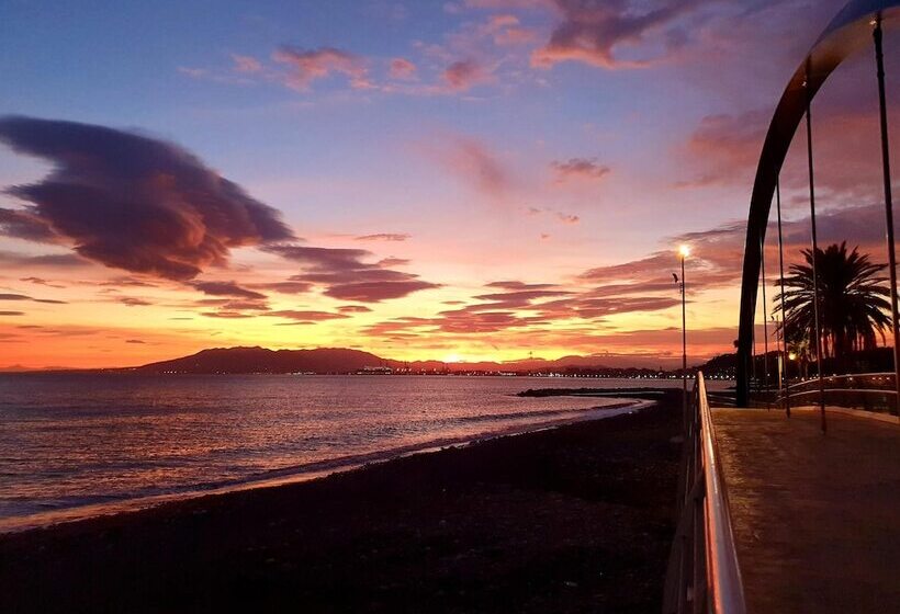 Hostal El Nogal Home