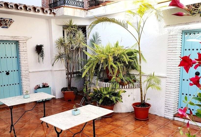 Hostal El Nogal Home