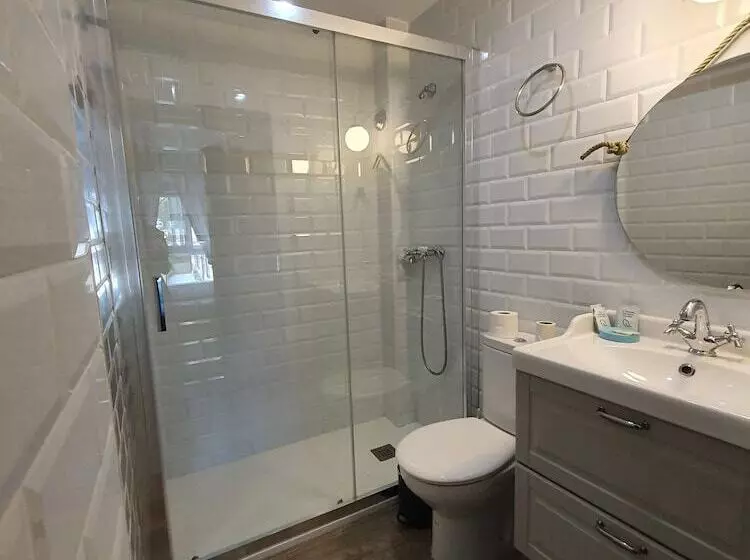 Hostal El Nogal Home