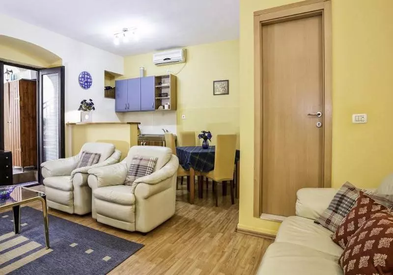 Hotel Apartmani Zekan