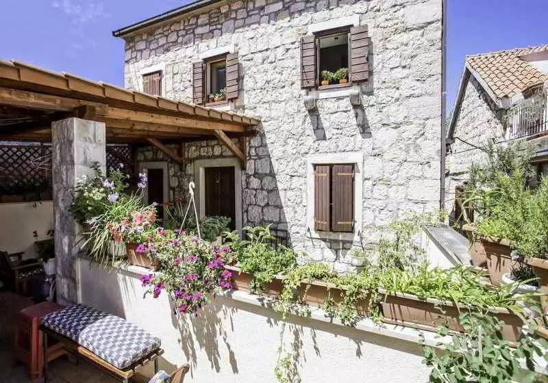 Hotel Apartmani Zekan