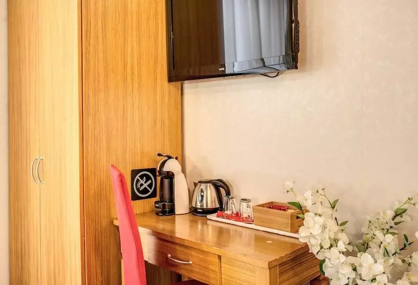 בית מלון כפרי Auditorium Mecenate