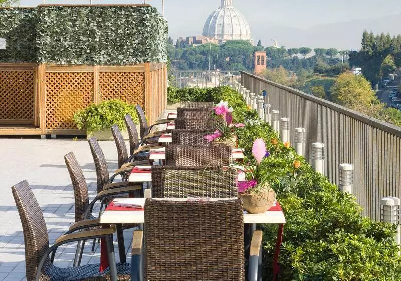 Cardinal Hotel St. Peter