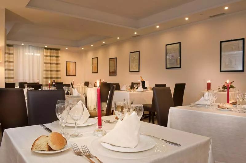 Cardinal Hotel St. Peter