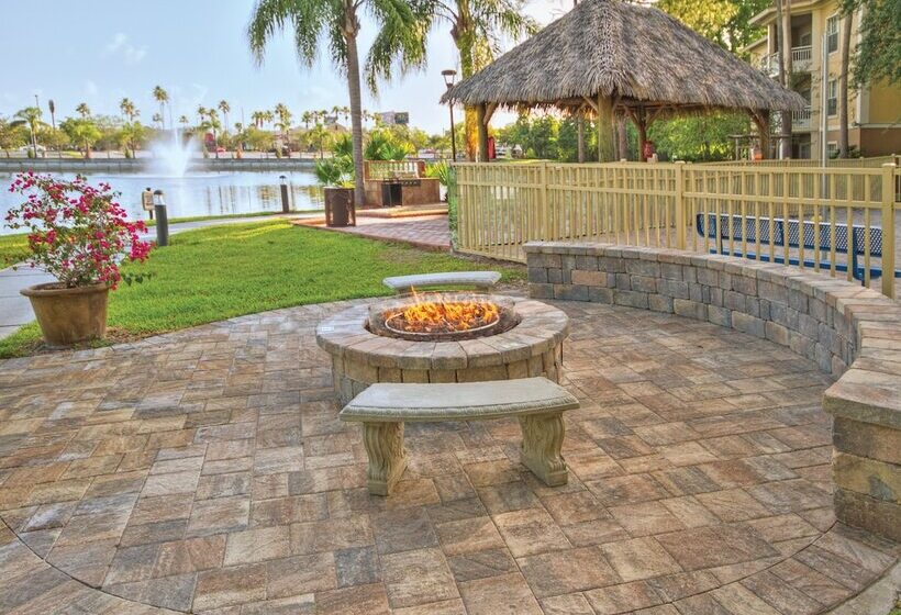 فندق Club Wyndham Cypress Palms