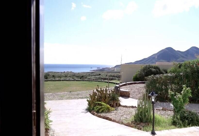 ホテル Cortijo El Paraiso