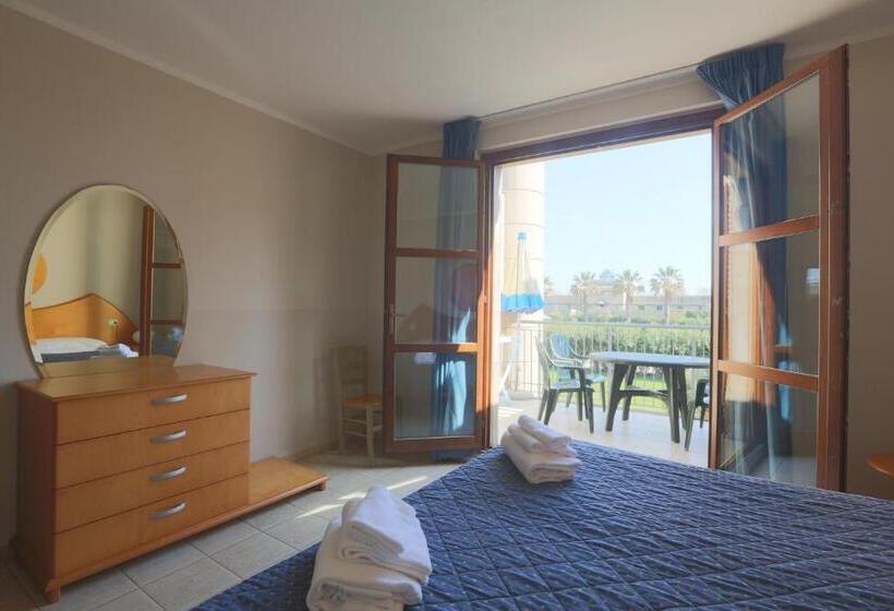 فندق Cosmopolitan Golf & Beach Resort