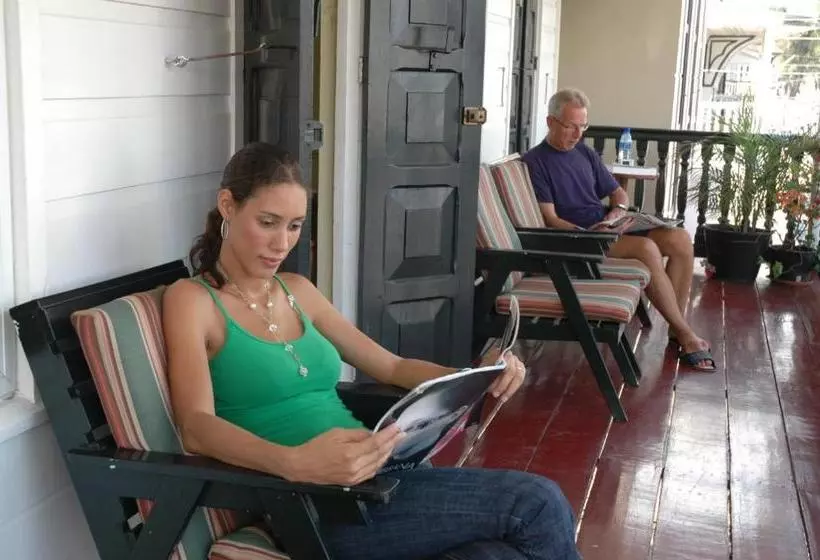 Hotel Guesthouse Albergoalberga