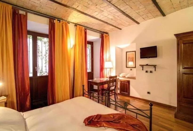 هتل Residenza Domizia