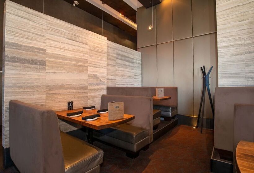 Sandman Hotel & Suites Winnipeg Airport