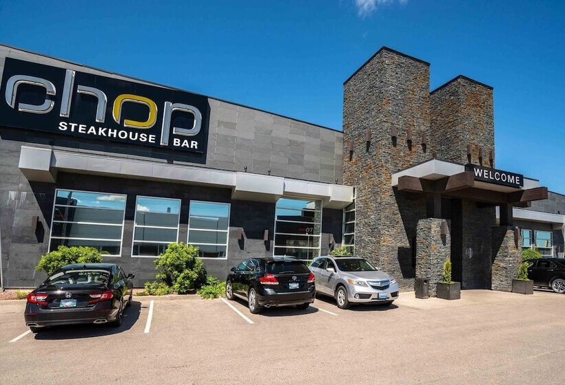 Sandman Hotel & Suites Winnipeg Airport