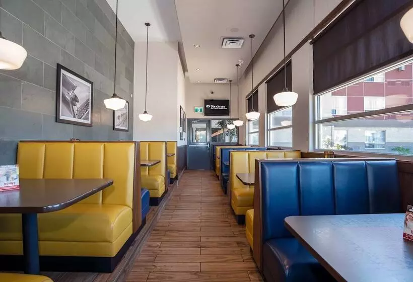 Sandman Hotel & Suites Winnipeg Airport